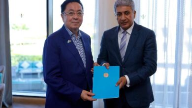 وزير السياحة والرياضة بجمهورية كازاخستان يهدي خطاب تهنئة لوزير السياحة والآثار المصري بمناسبة توليه حقيبة وزارة جديدة