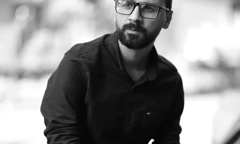 بيمن خليل يكتب: يا أمة تحسب الحضن خطية