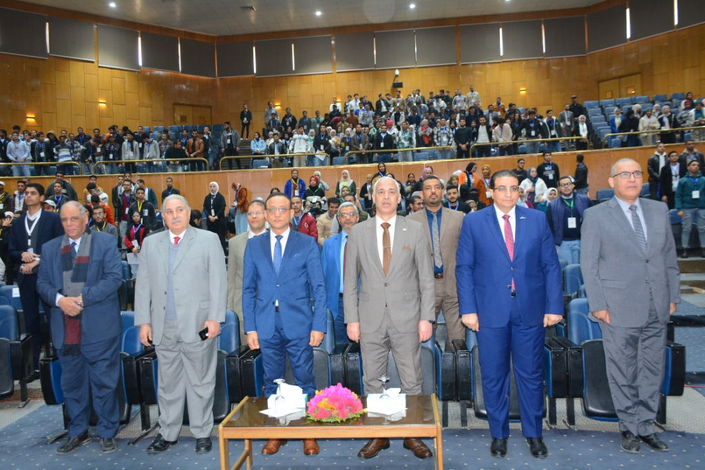 جامعة أسيوط تطلق النسخة الرابعة من المهرجان التقني بالتعاون مع مجموعة مطوري جوجل أسيوط.