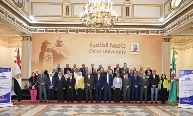 رئيس جامعة القاهرة يشارك في اجتماع لجنة جوائز التميز الداخلي للجامعات الحكومية لعام 2025 المؤهلة لجائزة مصر للتميز الحكومي