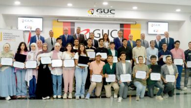 بحضور وزيرة التنمية المحلية و المحافظين : GUC – GIU يحتفلان بأوائل محافظات مصر