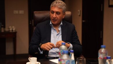 وزير السياحة والآثار يجتمع مع رئيس المجلس العالمي للسفر والسياحة لتعزيز التعاون ودعم الاستثمارات السياحية في مصر