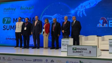 فى مؤتمر المدينة السابع عن استخدامات الذكاء الاصطناعي فى الحقن المجهرى