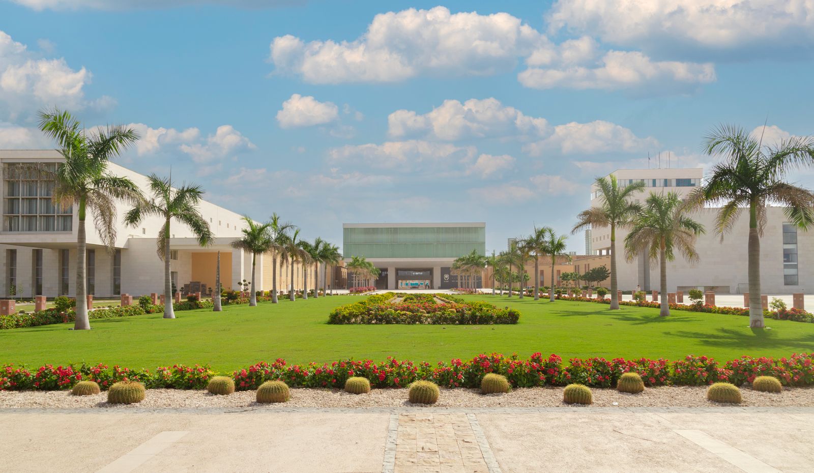 مجلس امناء الجامعة اليابانية يعلن عن خلو منصب "رئيس الجامعة"