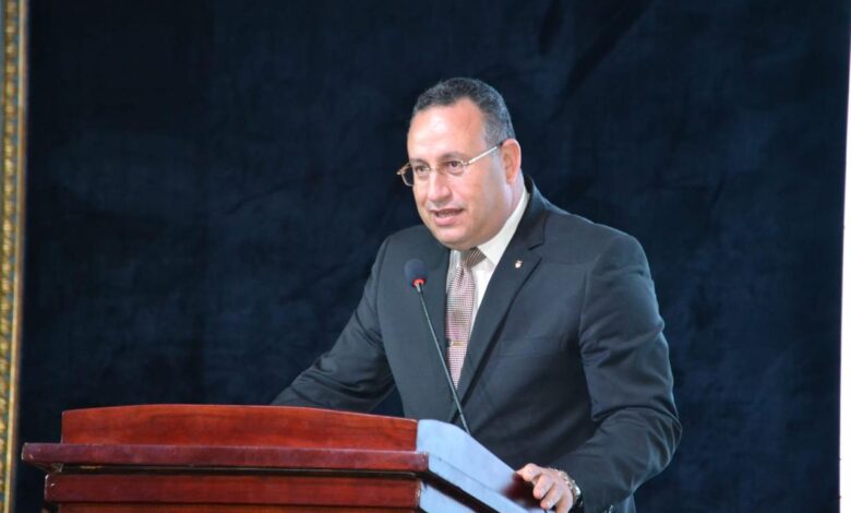 وزير التعليم العالي يوجه برفع درجة الاستعداد القصوى بالمستشفيات الجامعية لمواجهة تقلبات الطقس