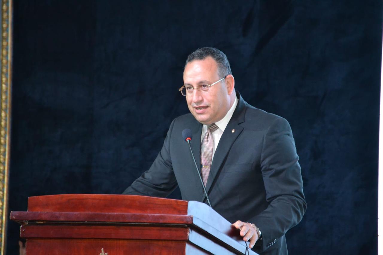 وزير التعليم العالي يوجه برفع درجة الاستعداد القصوى بالمستشفيات الجامعية لمواجهة تقلبات الطقس