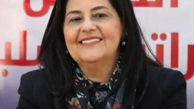 رئيس جامعة القاهرة يهنئ الدكتورة هويدا مصطفى بتعينها نائبًا لرئيس الهيئة العامة للاستعلامات