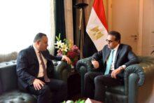 وزيرا الصحة والتعليم العالي يبحثان تعزيز التعاون الاستراتيجي لدعم منظومة التأمين الصحي الشامل