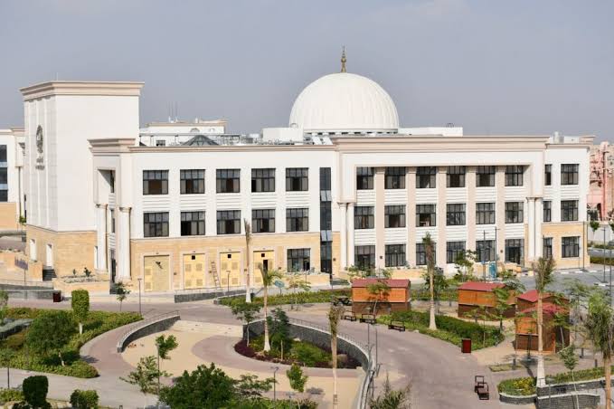 التعليم العالي: استثمارات تعليمية بسيناء.. 4.5 مليارات جنيه لإنشاء جامعة الإسماعيلية الأهلية