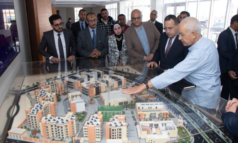 وزير التعليم العالي يتفقد الحرم الجديد لجامعة سنجور بمدينة برج العرب