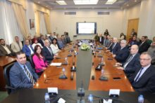 الأكاديمية العربية و"أبو قير للأسمدة" تحتفلان بتخريج الدفعة الأولى من برنامج إعداد القادة