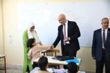 بالفيديو وزير التعليم يتفقد عددا من مدارس الغربية.. ويتابع جاهزية المدارس وانتظام الطلاب