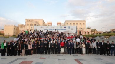 الجامعة البريطانية وبرنامج الأمم المتحدة الإنمائي يختتمان برنامج محاكاة قمة المناخ بمشاركة 150 طالبًا من 43 دولة