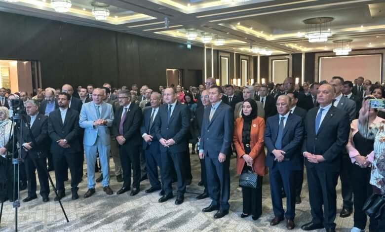نيابةً عن رئيس مجلس الوزراء.. وزير التعليم العالي يشهد احتفال سفارة أوزبكستان بالقاهرة بالعيد الوطني والذكرى الـ35 للاستقلال